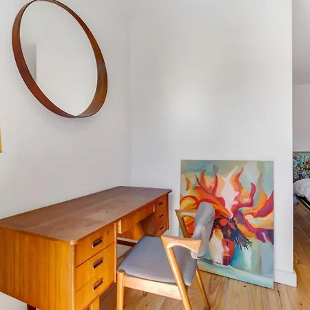 Charming One-bedroom Principe Real | By Airnest Lisboa