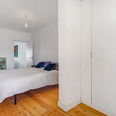 Charming One-bedroom Principe Real | By Airnest * Lisboa