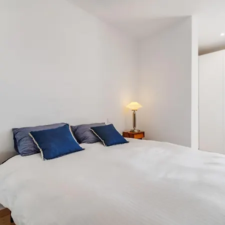 Charming One-bedroom Principe Real | By Airnest Appartamento Lisbona
