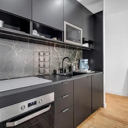 Charming One-bedroom Principe Real | By Airnest Apartment